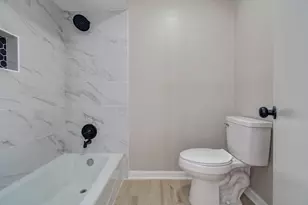 4735 Theall Rd, Houston, TX 77066 - Photo 33