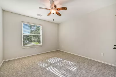 513 Meadow Bend Drive, Friendswood, TX 77546 - Photo 29