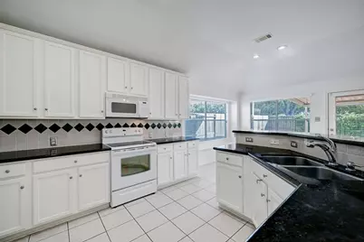 17407 Winfield Square, Richmond, TX 77407 - Photo 11
