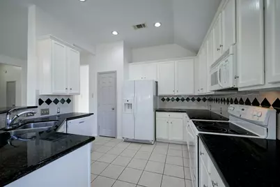 17407 Winfield Square, Richmond, TX 77407 - Photo 13