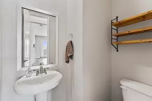 1221 W 19th St, Houston, TX 77008 - Photo 15