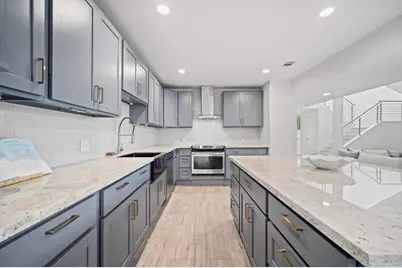 15573 Memorial Drive, Houston, TX 77079 - Photo 19