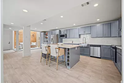 15573 Memorial Drive, Houston, TX 77079 - Photo 15