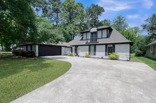 88 April Wind Dr S, Conroe, TX 77356 - Photo 1
