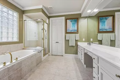13606 Starlight Harbour Court, Houston, TX 77077 - Photo 19