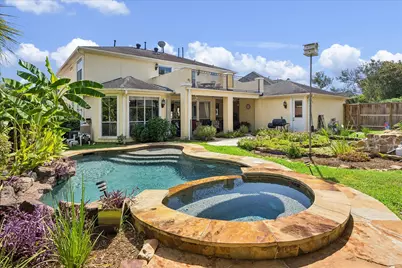 13606 Starlight Harbour Court, Houston, TX 77077 - Photo 31