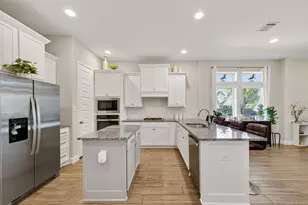 15834 Bird of Paradise Dr, Conroe, TX 77302 - Photo 13