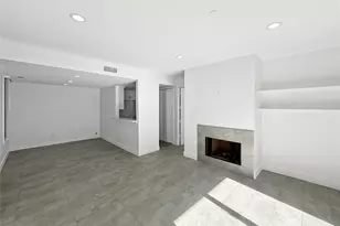 2829 Timmons Ln, Houston, TX 77027 - Photo 9