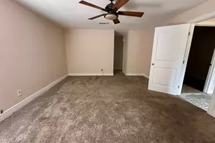 10 Forrest Ln, Angleton, TX 77515 - Photo 15