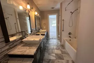 10 Forrest Ln, Angleton, TX 77515 - Photo 25