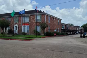 9201 Clarewood Dr, Houston, TX 77036 - Photo 3