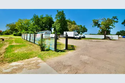 4703 Treaschwig Road, Spring, TX 77373 - Photo 11