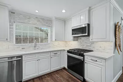 726 Thistlewood Drive, Houston, TX 77079 - Photo 7