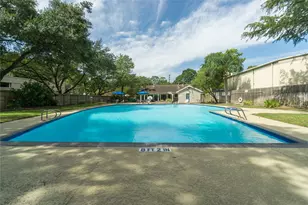 726 Thistlewood Dr, Houston, TX 77079 - Photo 33