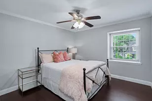 726 Thistlewood Dr, Houston, TX 77079 - Photo 27