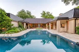 10989 Crooked Creek Dr, Dallas, TX 75229 - Photo 35