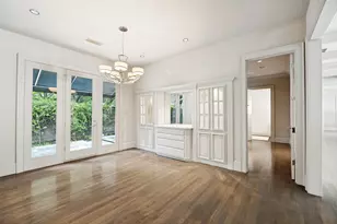 10989 Crooked Creek Dr, Dallas, TX 75229 - Photo 21