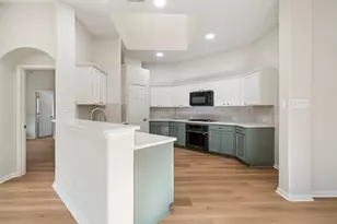 21606 Kings Bend Dr, Kingwood, TX 77339 - Photo 11