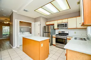 2930 Grants Lake Blvd, Sugar Land, TX 77479 - Photo 7