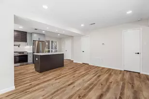 79 N Pathfinders Cir, The Woodlands, TX 77381 - Photo 13