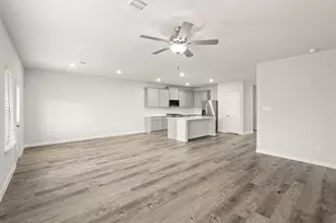 17319 White Peace Dr, Waller, TX 77484 - Photo 11