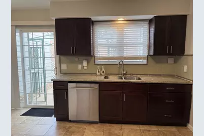 10916 Francoise Boulevard, Houston, TX 77042 - Photo 9