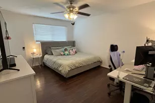 10916 Francoise Blvd, Houston, TX 77042 - Photo 11