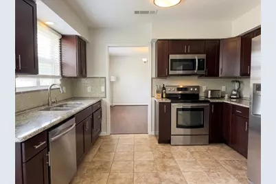 10916 Francoise Boulevard, Houston, TX 77042 - Photo 7