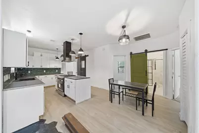 6731 Couch Street, Houston, TX 77091 - Photo 9