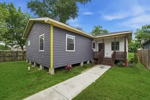 6731 Couch St, Houston, TX 77091 - Photo 1