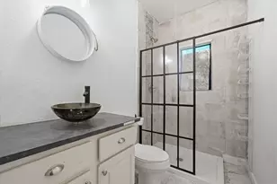 6731 Couch St, Houston, TX 77091 - Photo 17