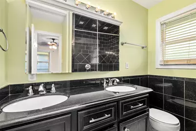 10202 Woodwind Drive, Houston, TX 77025 - Photo 19