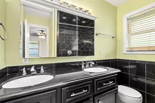 10202 Woodwind Dr, Houston, TX 77025 - Photo 19