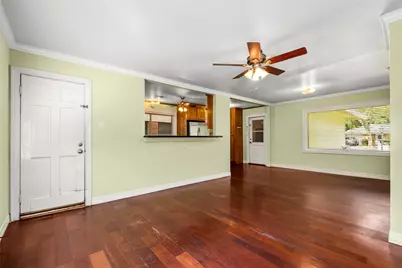 10202 Woodwind Drive, Houston, TX 77025 - Photo 7