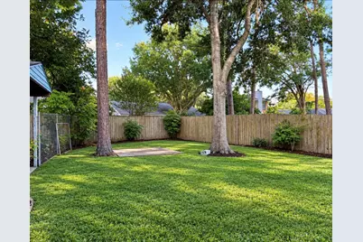 1326 Barrowgate Drive, Sugar Land, TX 77498 - Photo 23