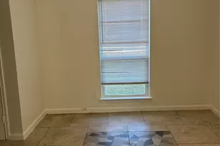 4322 Woodmont Dr, Houston, TX 77045 - Photo 7