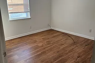 4322 Woodmont Dr, Houston, TX 77045 - Photo 17