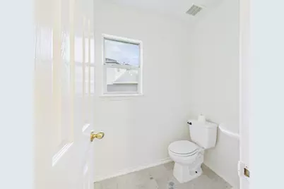 8010 Fox Street Street, Baytown, TX 77523 - Photo 17