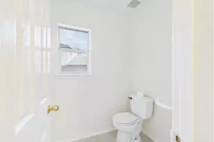 8010 Fox Street St, Baytown, TX 77523 - Photo 17