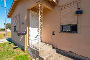 1014 48th St, Galveston, TX 77551 - Photo 1