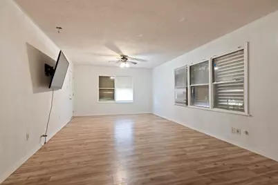 1014 48th Street, Galveston, TX 77551 - Photo 7