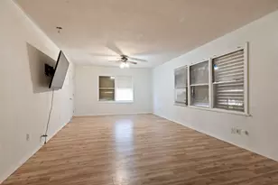 1014 48th St, Galveston, TX 77551 - Photo 7