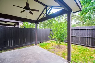 29525A Turnbury Village Dr, Montgomery, TX 77386 - Photo 5