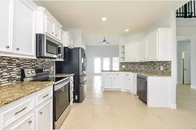 12324 Green Ridge Drive, Willis, TX 77318 - Photo 11