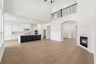 8919 Blue Grotto Ln, Manvel, TX 77578 - Photo 5