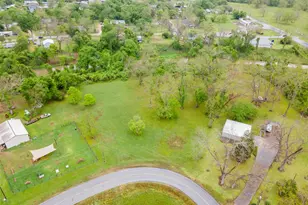 1026 Colony Dr, Angleton, TX 77515 - Photo 1