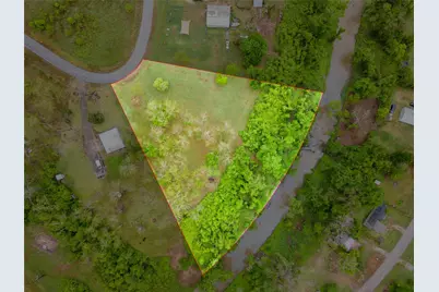 1026 Colony Drive, Angleton, TX 77515 - Photo 11