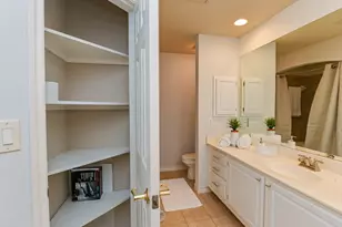 2400 McCue Rd, Houston, TX 77056 - Photo 17