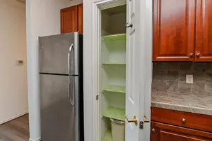 2400 McCue Rd, Houston, TX 77056 - Photo 11