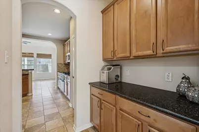 3 Patina Pines Place, The Woodlands, TX 77381 - Photo 9